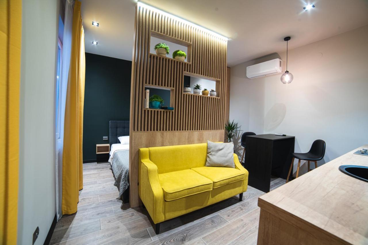 Luxury Apartments Petofi Uschhorod Exterior foto